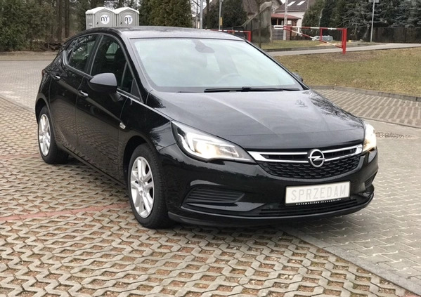 Opel Astra cena 35300 przebieg: 202000, rok produkcji 2016 z Olkusz małe 466